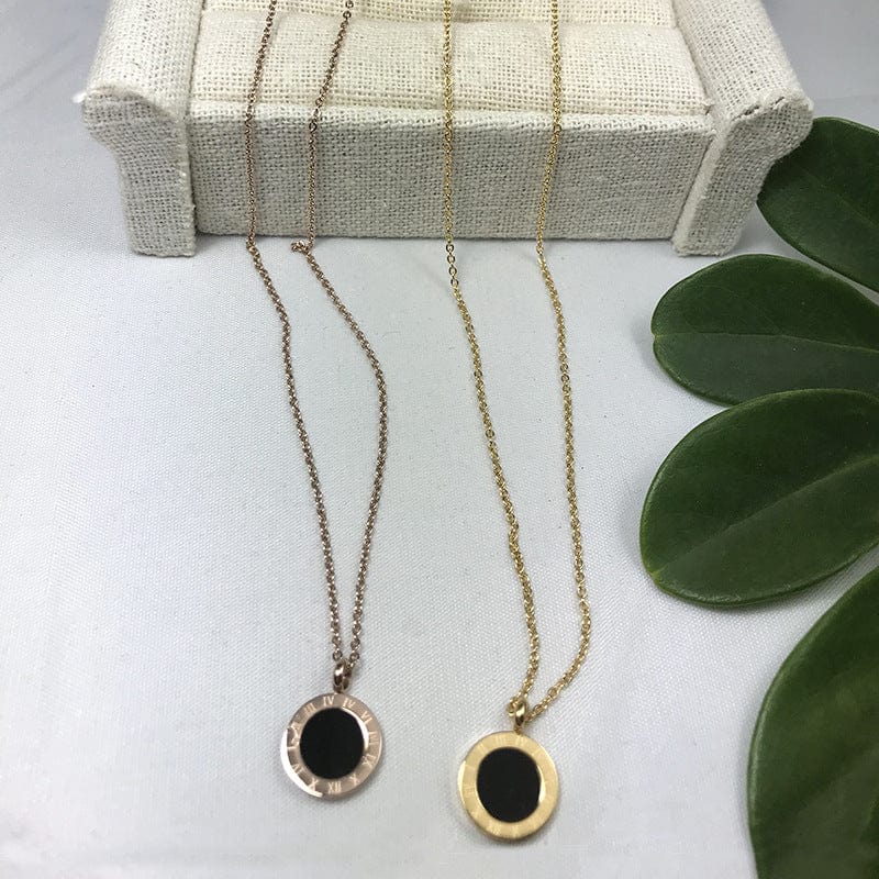 Roman Pattern Black Shell Pendant - Dazora Jewels  - Dazora Jewels 