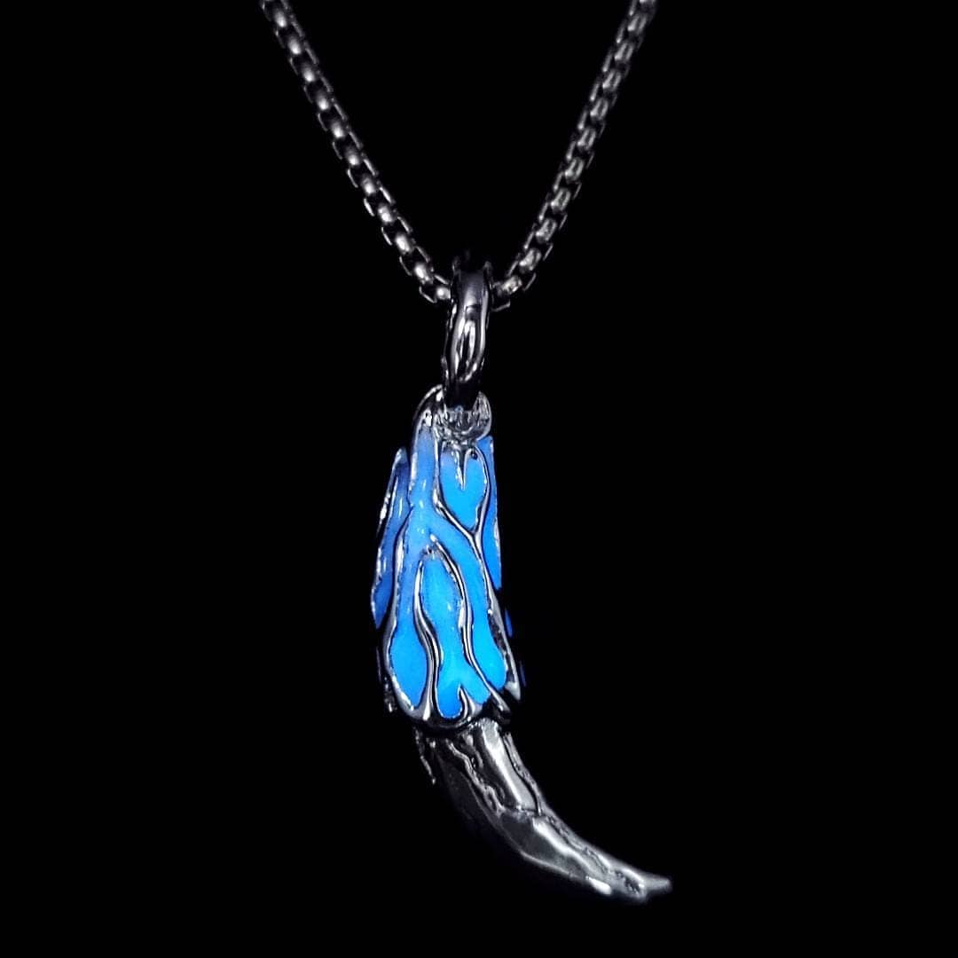 Men's Luminous Wolf Tooth Flame Pattern Pendant Necklace - Dazora Jewels  - Dazora Jewels 