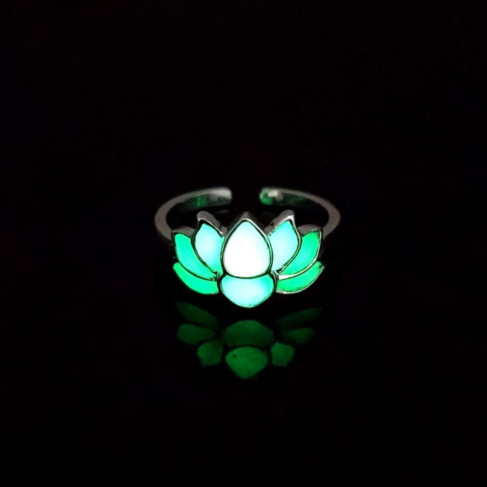 Non-fading Luminous Lotus Ring Yoga Energy Luminous - Dazora Jewels  - Dazora Jewels 